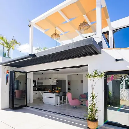 Beachside - Casa Aboleon Villa *